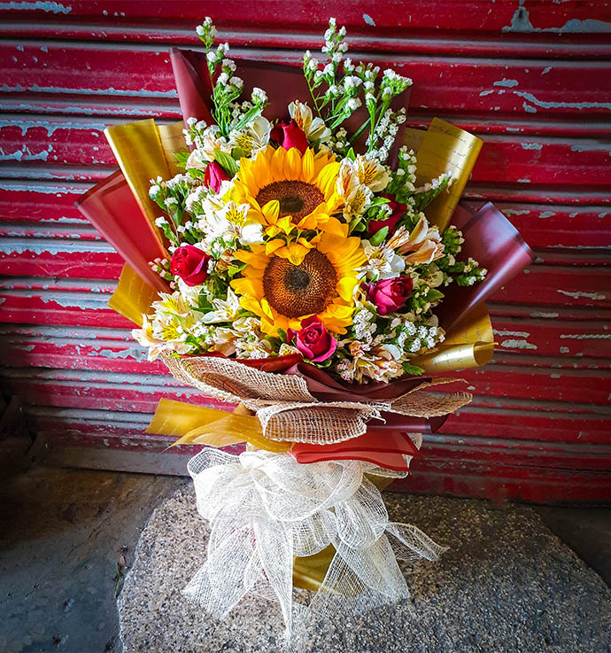 Tin's Flower Shop Flowers Delivered to Santa Barbara in Pangasinan